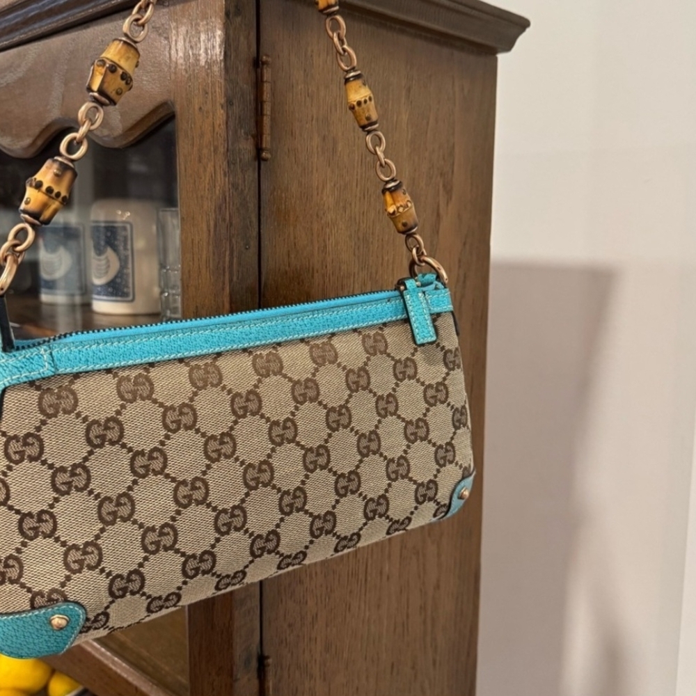 GUCCI POUCHETTE w/ BAMBOO HANDLE